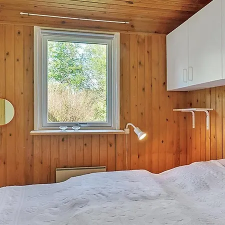 펜션 One-bedroom Holiday Engdraget 09 Bratten Strand