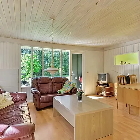 펜션 One-bedroom Holiday Engdraget 09